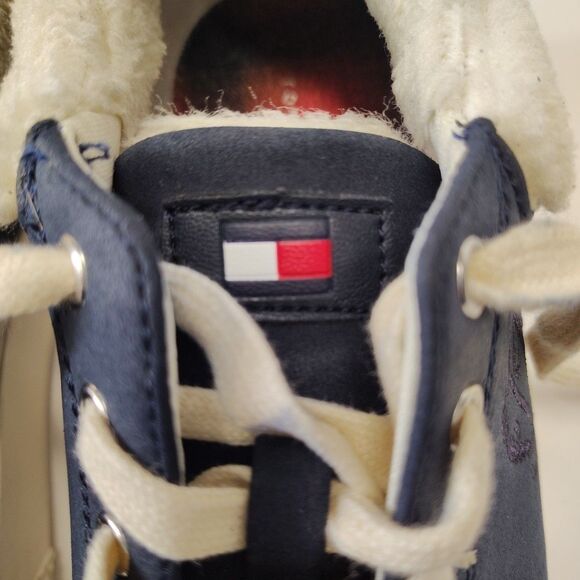 Tommy Hilfiger Women's Size 9.5 M Blue Faux Suede Platform Saveri Sneaker - Picture 12 of 13